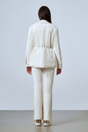 Fitilli Kadife Dokulu Ayarlanabilir Bel Detaylı Çıtçıtlı Kadın Mont - Ekru