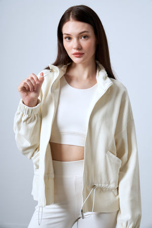 Fitilli Kadife Dokulu Ayarlanabilir Bel Detaylı Kadın Mont - Ekru