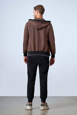 Triko Detaylı Kapüşonlu Erkek Fermuarlı Hoodie - Kahverengi