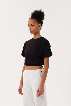 Belden Ayarlanabilir Lastikli Bisiklet Yaka Crop Kadın T-shirt - Siyah