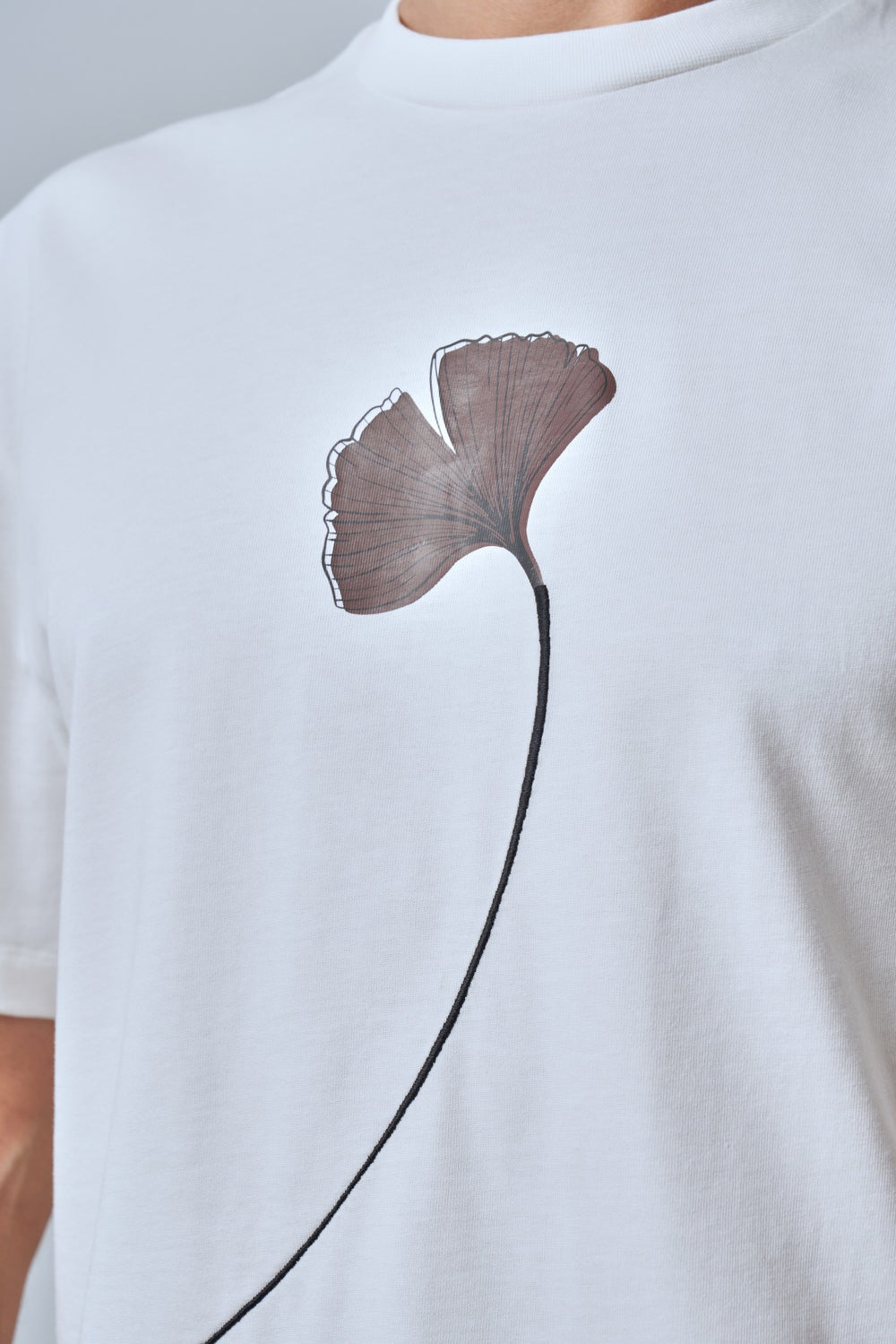 Ginkgo Yaprak Baskılı Oversize Erkek Bisiklet Yaka T-shirt - Ekru