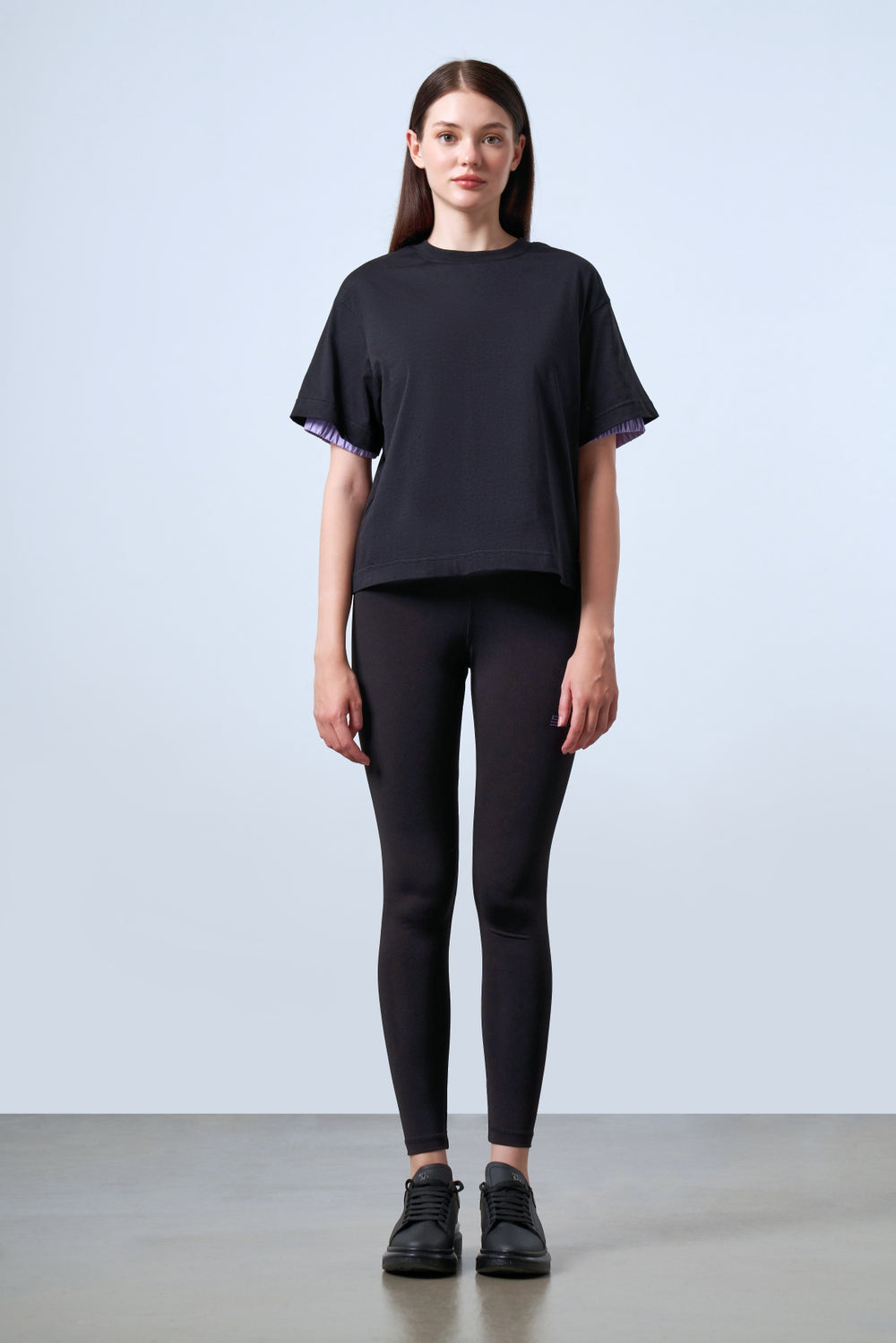 Kol Ucu Dokuma Detaylı Oversize Kadın T-shirt - Siyah