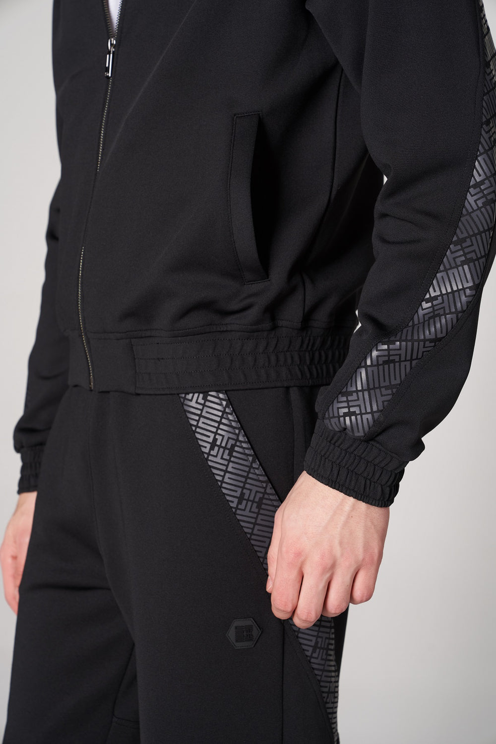 Monogram Şerit Detaylı Erkek Jogger Eşofman Altı - Siyah