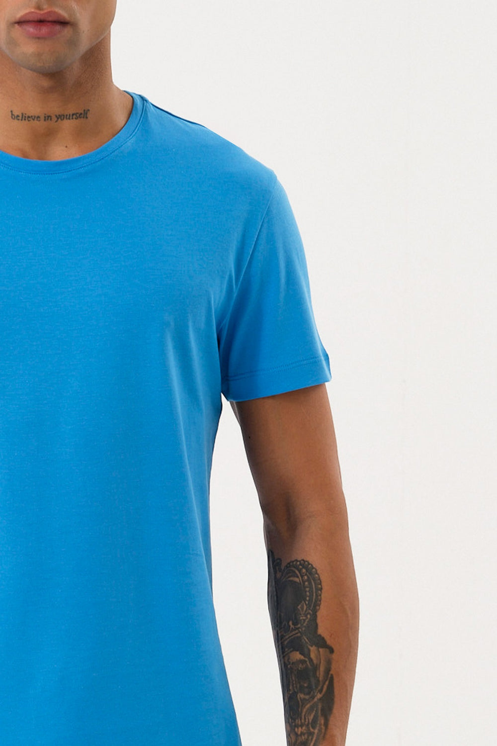 Slim Fit Erkek Bisiklet Yaka Basic T-shirt - Mavi