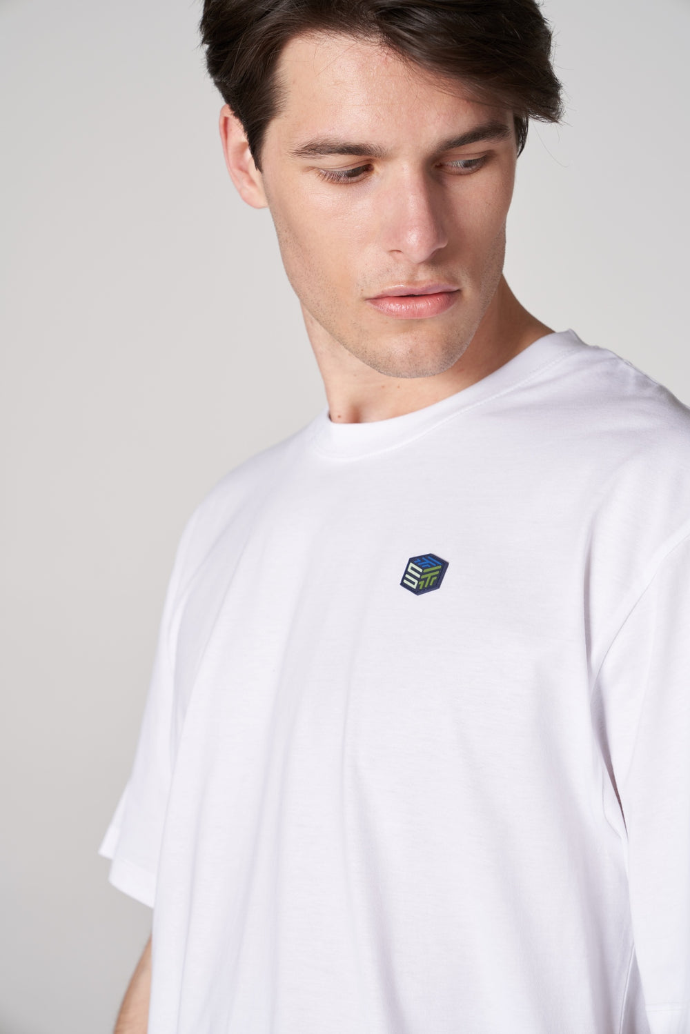 ST 3D Kübik İmzalı Erkek Oversize Bisiklet Yaka T-shirt - Beyaz