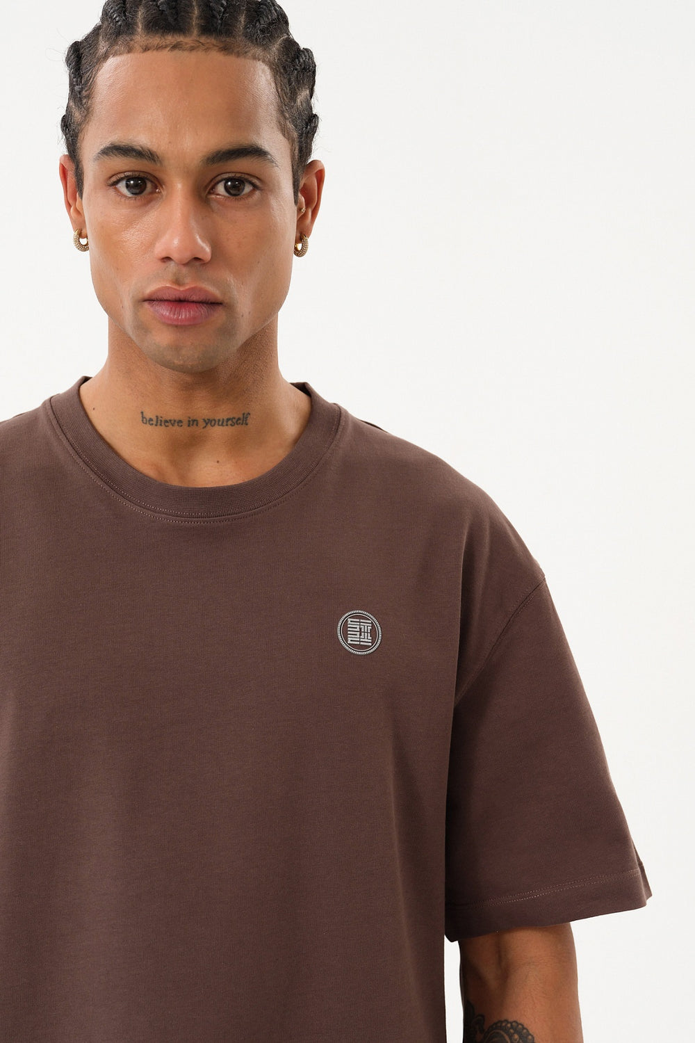 ST Logo İmzalı Erkek Oversize Bisiklet Yaka T-shirt - Kahverengi